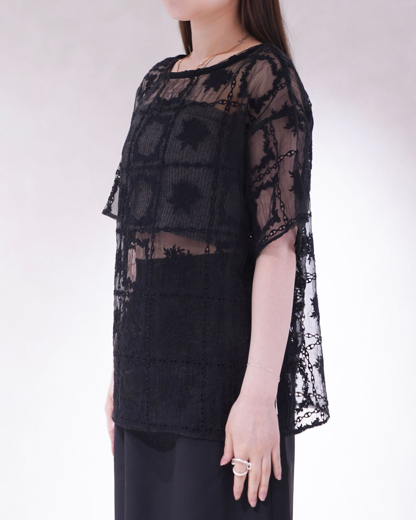 レースビッグTシャツ & リブトップス セット (ブラック) square lace big tee & rib tops SET (Black) /  26SS
