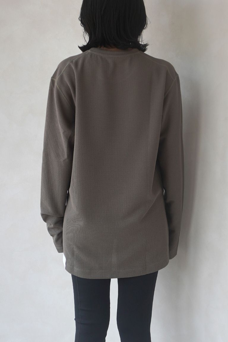 163cm 47kg 骨格ウェーブ 着用:2(M)