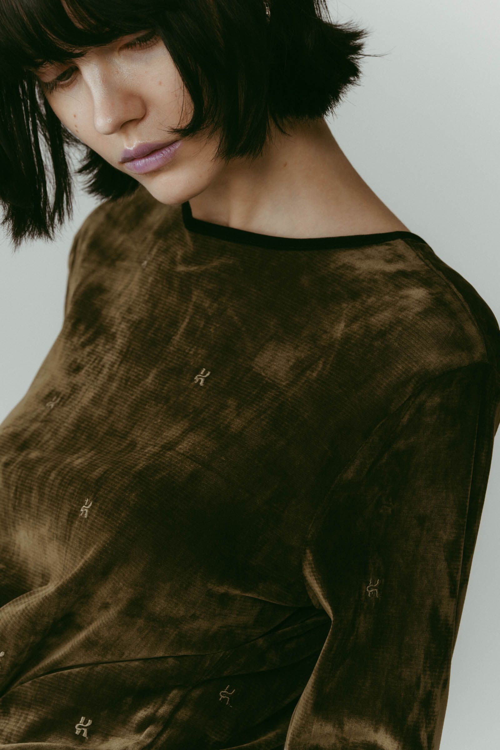 2way sheer velours tops / 2ウェイ シアートップス (カーキ) / 25AW