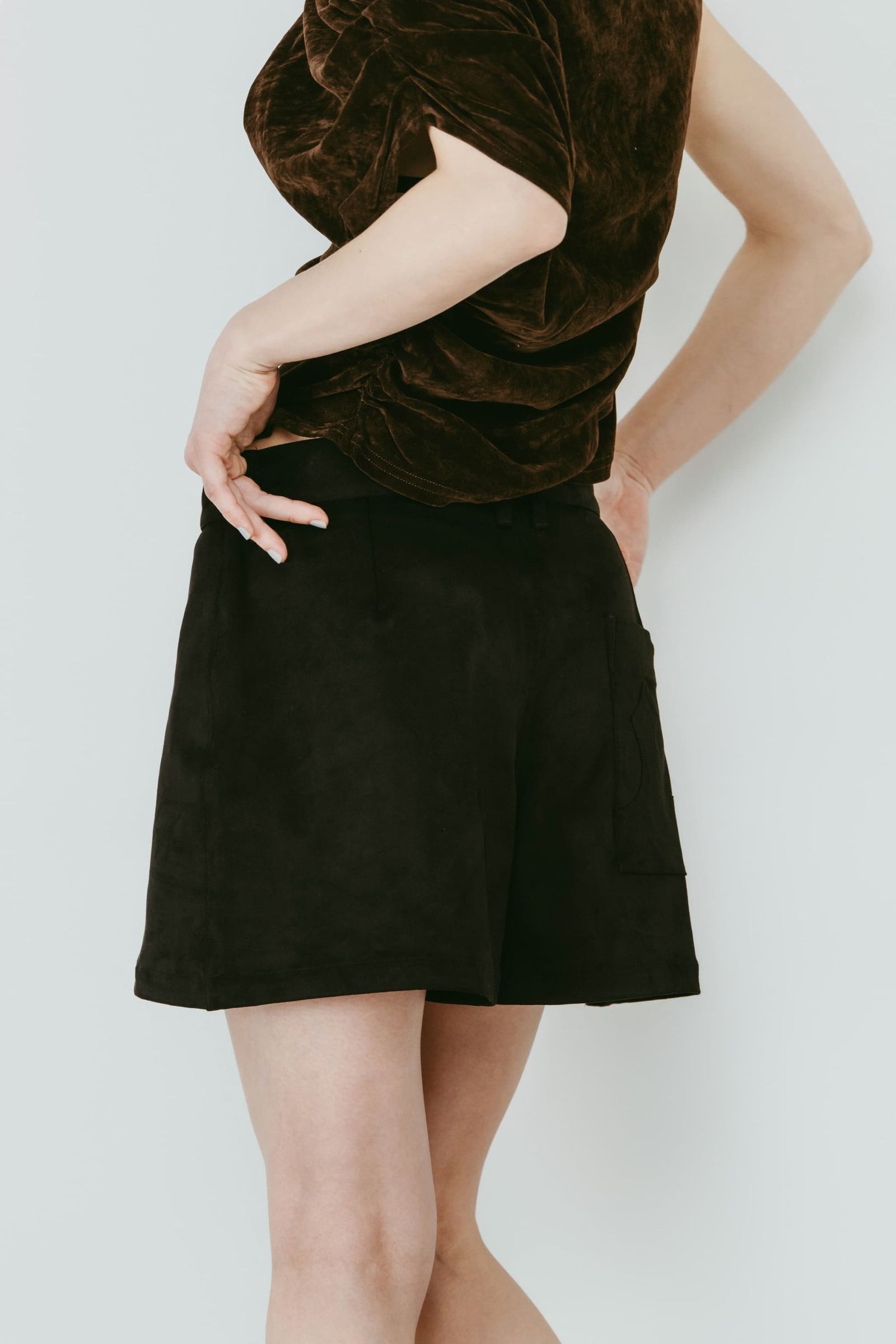 レイヤード スエードスコート (ブラック) layered suede skort (Black) /  26SS