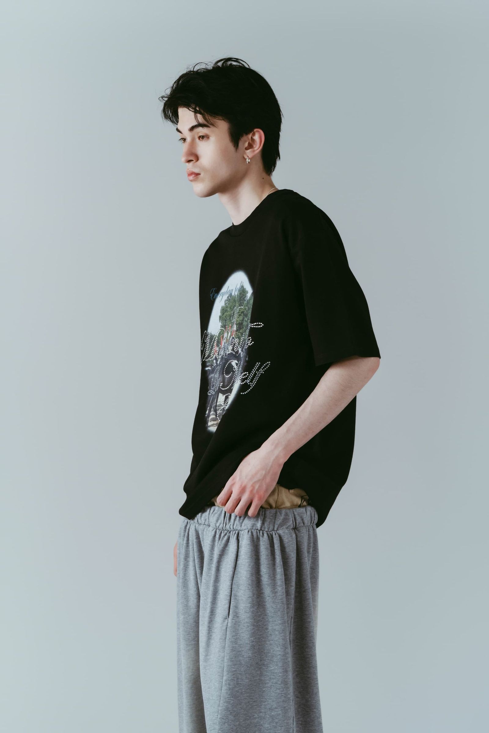 ラインストーングラフィックTシャツ (ブラック) rhinestone graphic tee(unisex) (Black) /  26SS