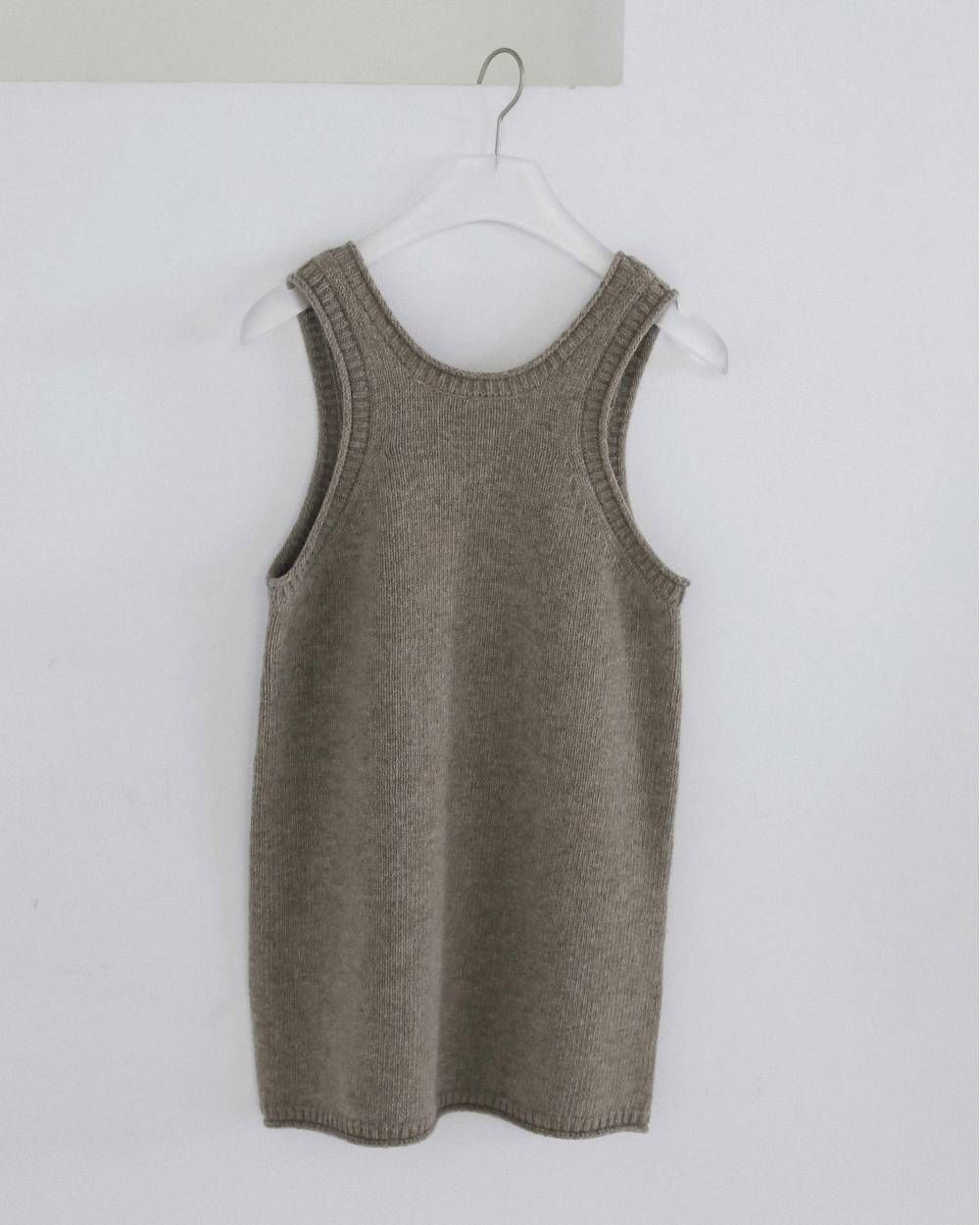 ニットロングタンクトップ (グレージュ) Knit Long Tanktop (Graige) / 26AW 【6月29日まで期間限定予約】