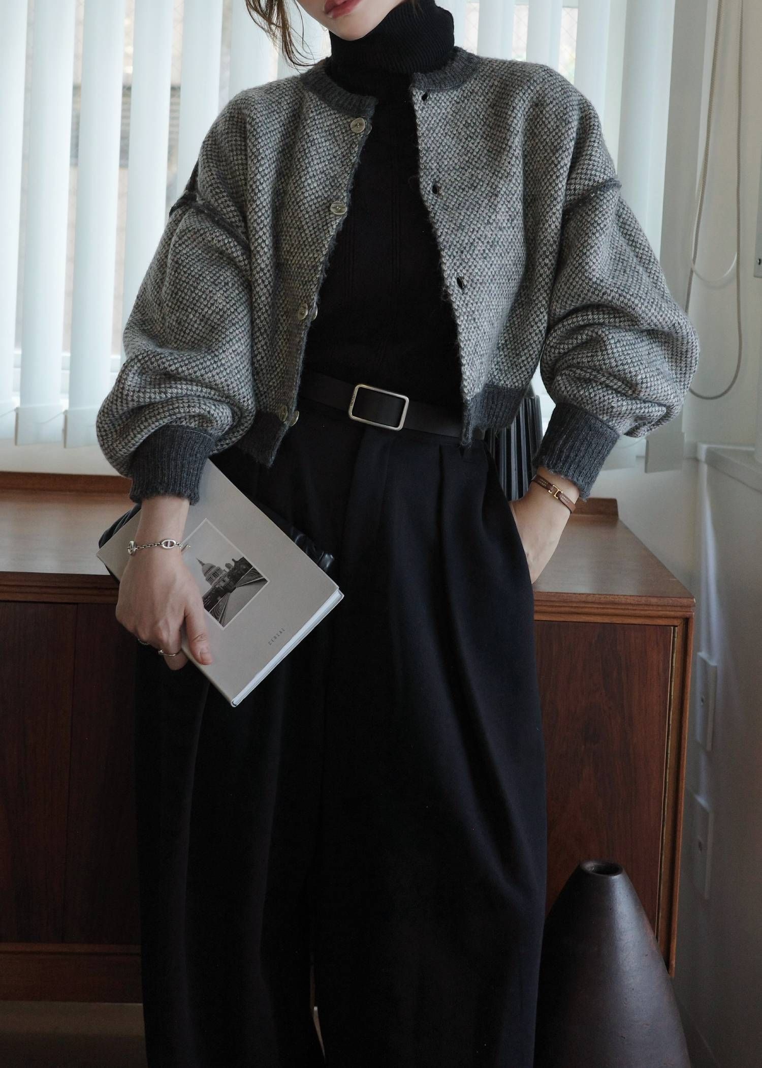 ジャガードニット リバーシブルカーディガン (チャコール) leopard jacquard reversible cropped knit cardigan (Charcoal) /  26AW
