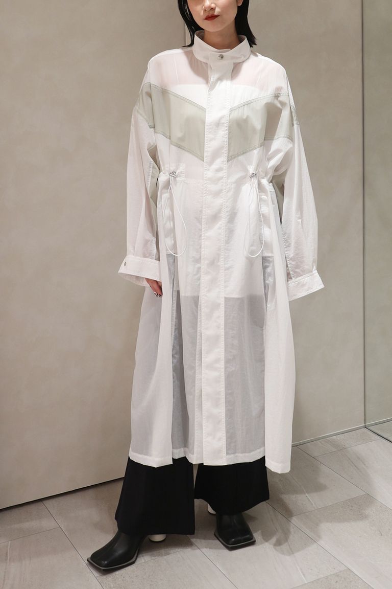 163cm 着用:1 (店内照明)