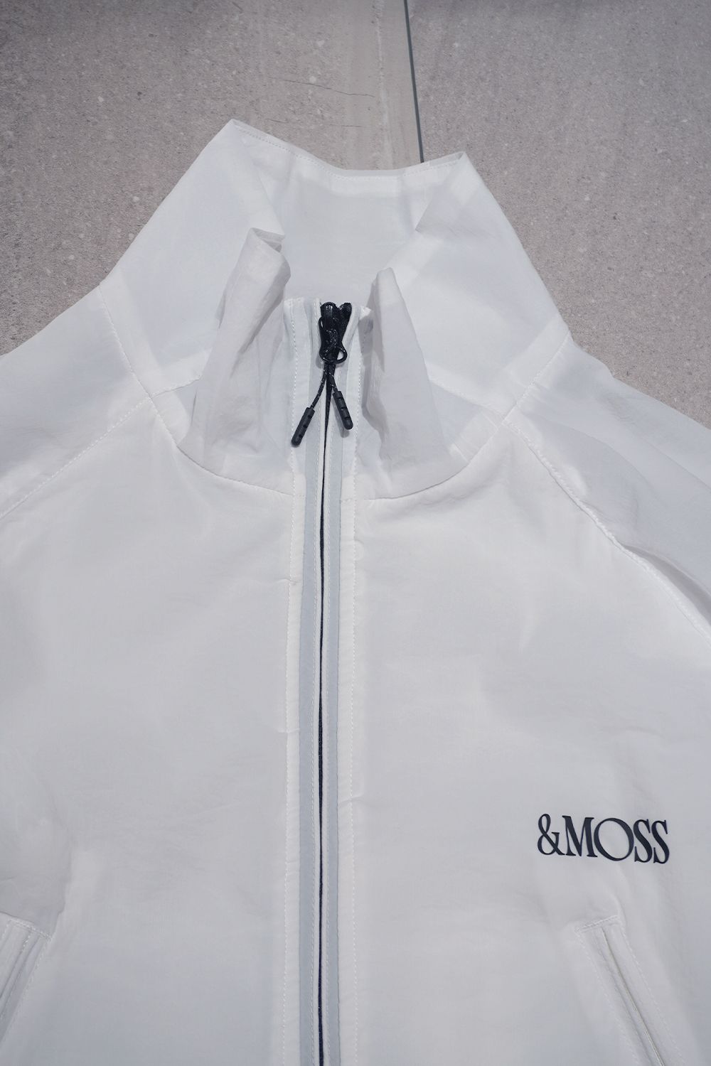 【残り1点】STRETCH ZIP JACKET / ストレッチジップジャケット (ホワイト) / ユニセックス
