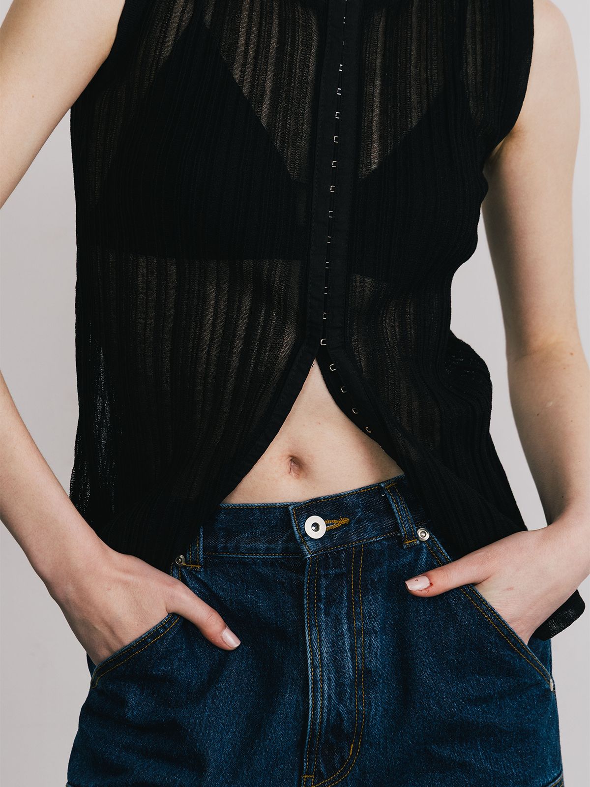 CREDONA - 【25SS】EURO HOOK SHEER RIB TOP / シアーリブトップ