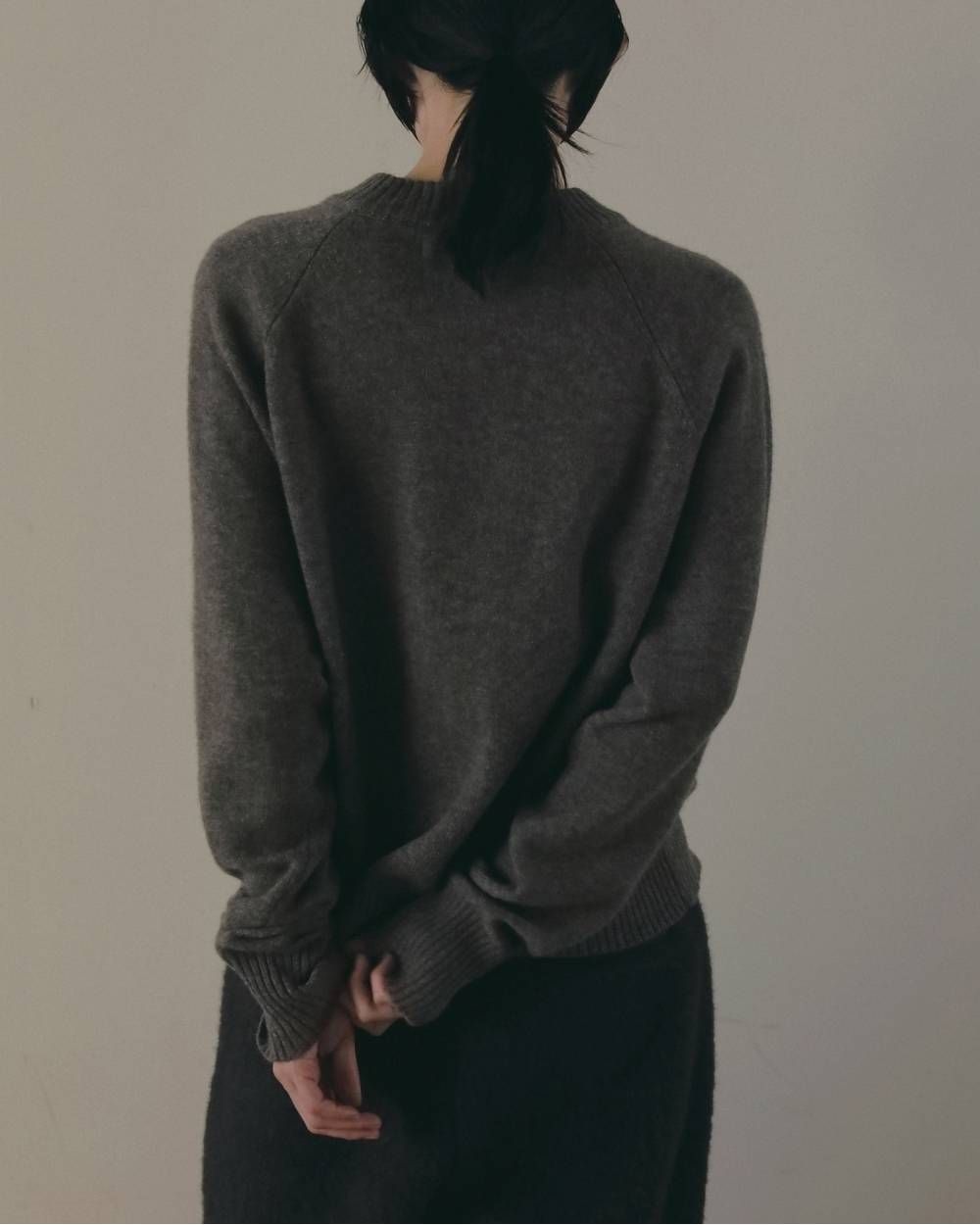 ウールクルーネックトップス (モカ) Wool Crewneck Tops (Mocha) / 26AW 【6月29日まで期間限定予約】