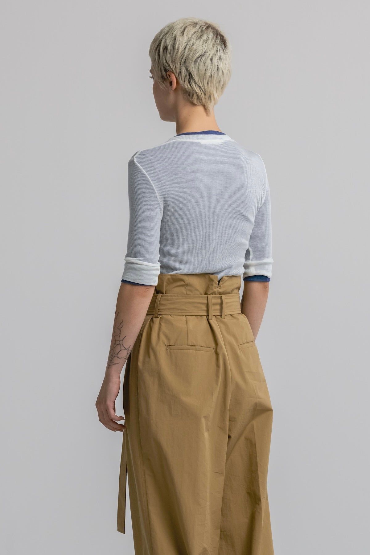 ヘンリートップス (ホワイト) TENCEL CASHMERE HENLEY TOP (White) / 26SS