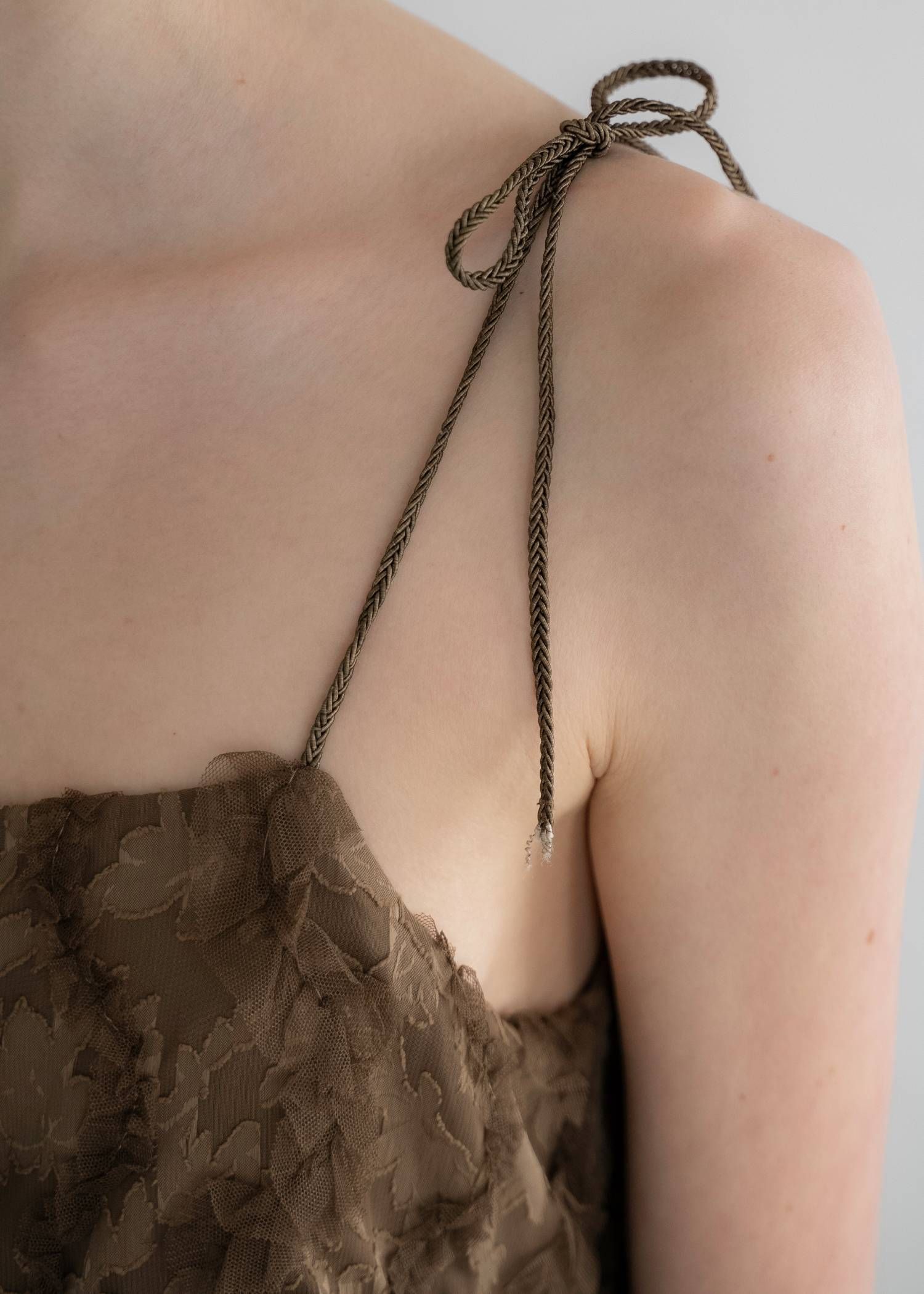 カットジャガード キャミソール (モカ) cut jacquard tulle gather camisole (Mocha) /  26SS