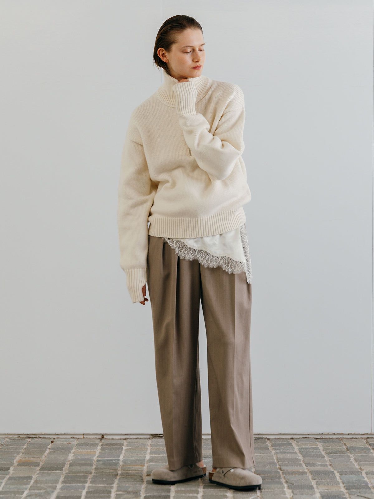 サテンレースキャミ (オフホワイト) SATIN LACE CAMI (Off white) /  26SS