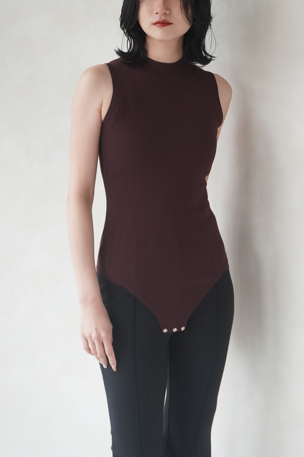 MOCKNECK KNIT BODYSUIT / モックネックニットボディスーツ (ブラウン)