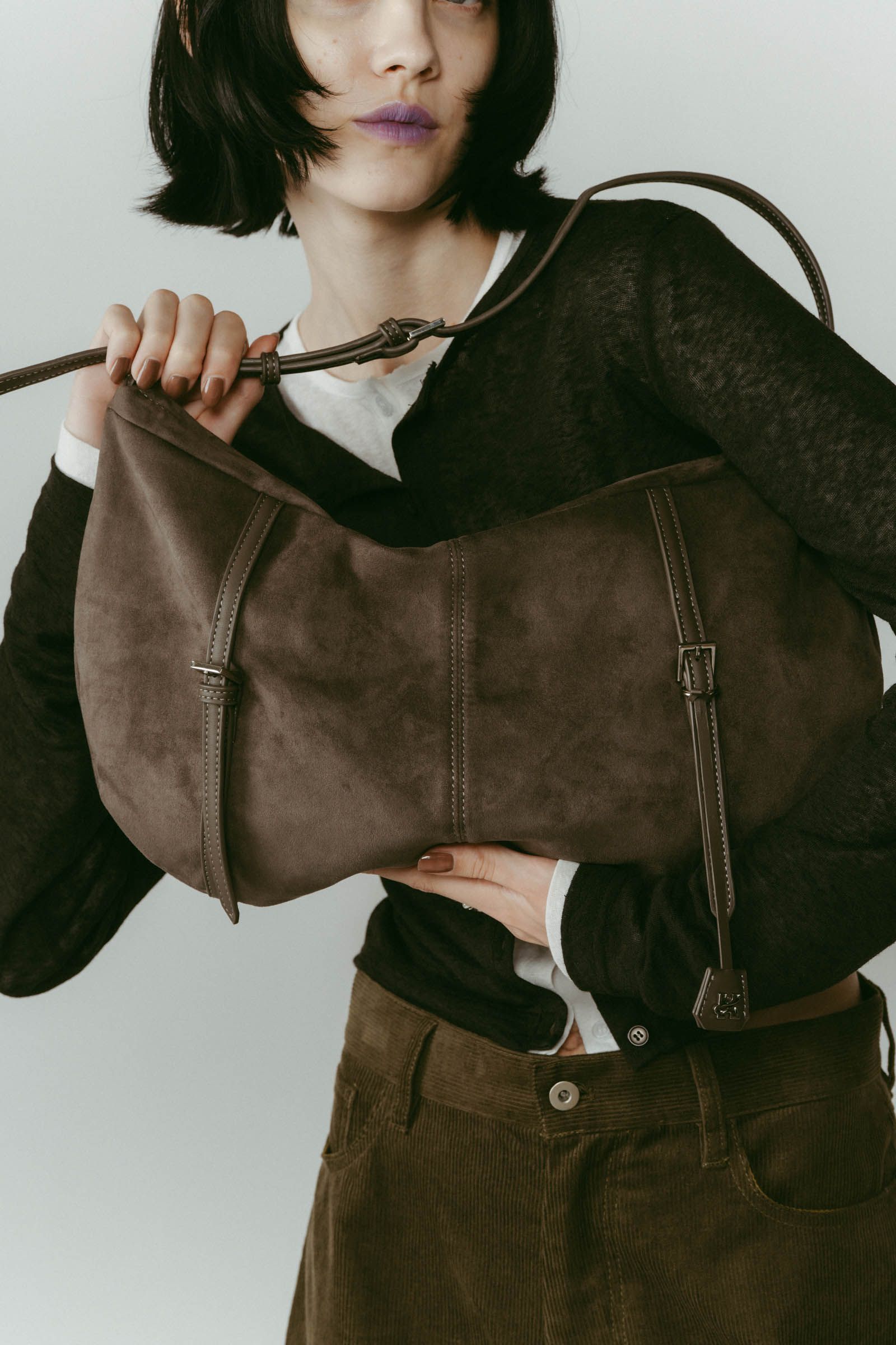 suede moon bag / スエード ムーンバッグ (グレー) / 25AW