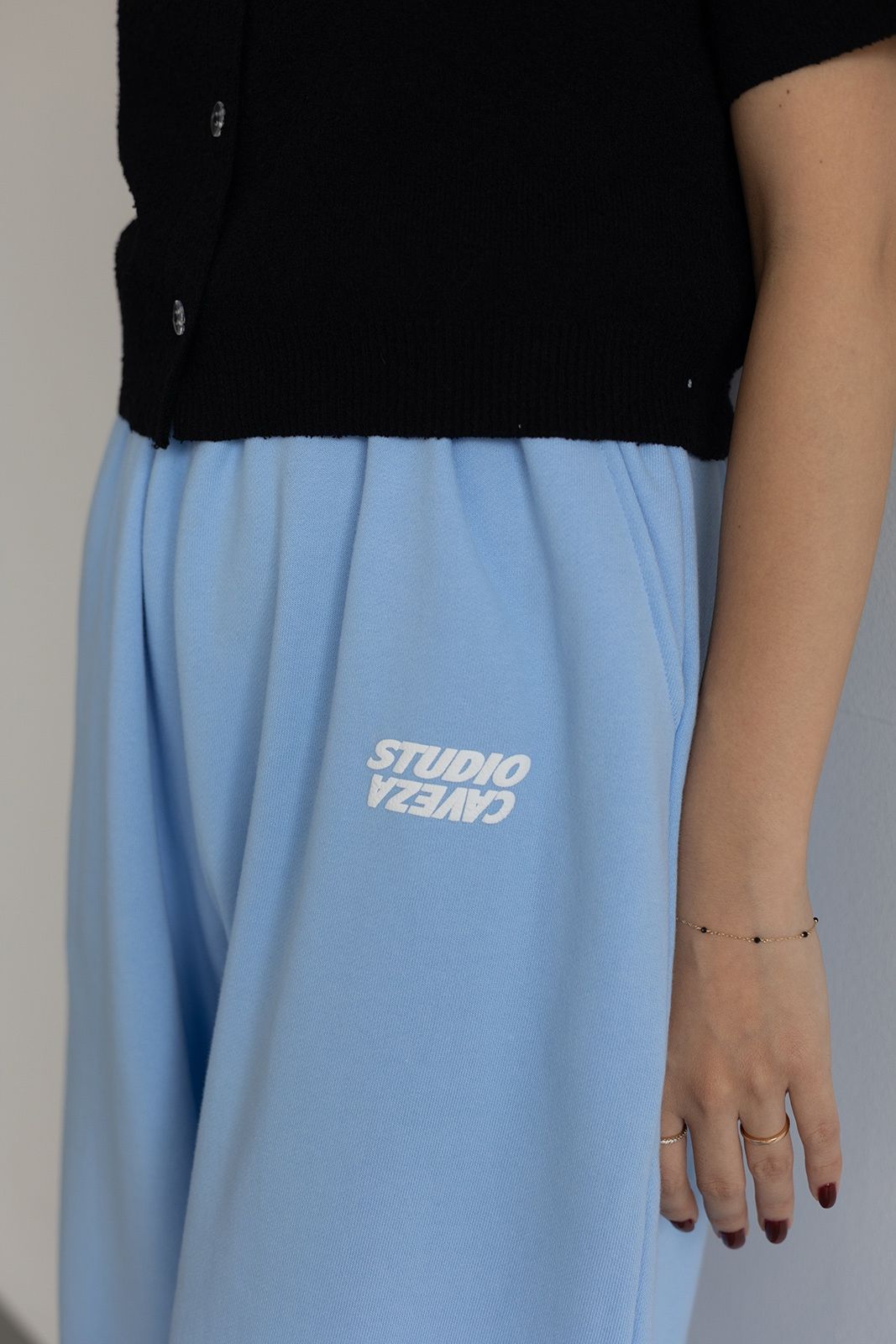 STUDIO CAVEZA Print Sweat Pants (Sky blue) / スタジオカベサ プリントスウェットパンツ (スカイブルー) / 26SS