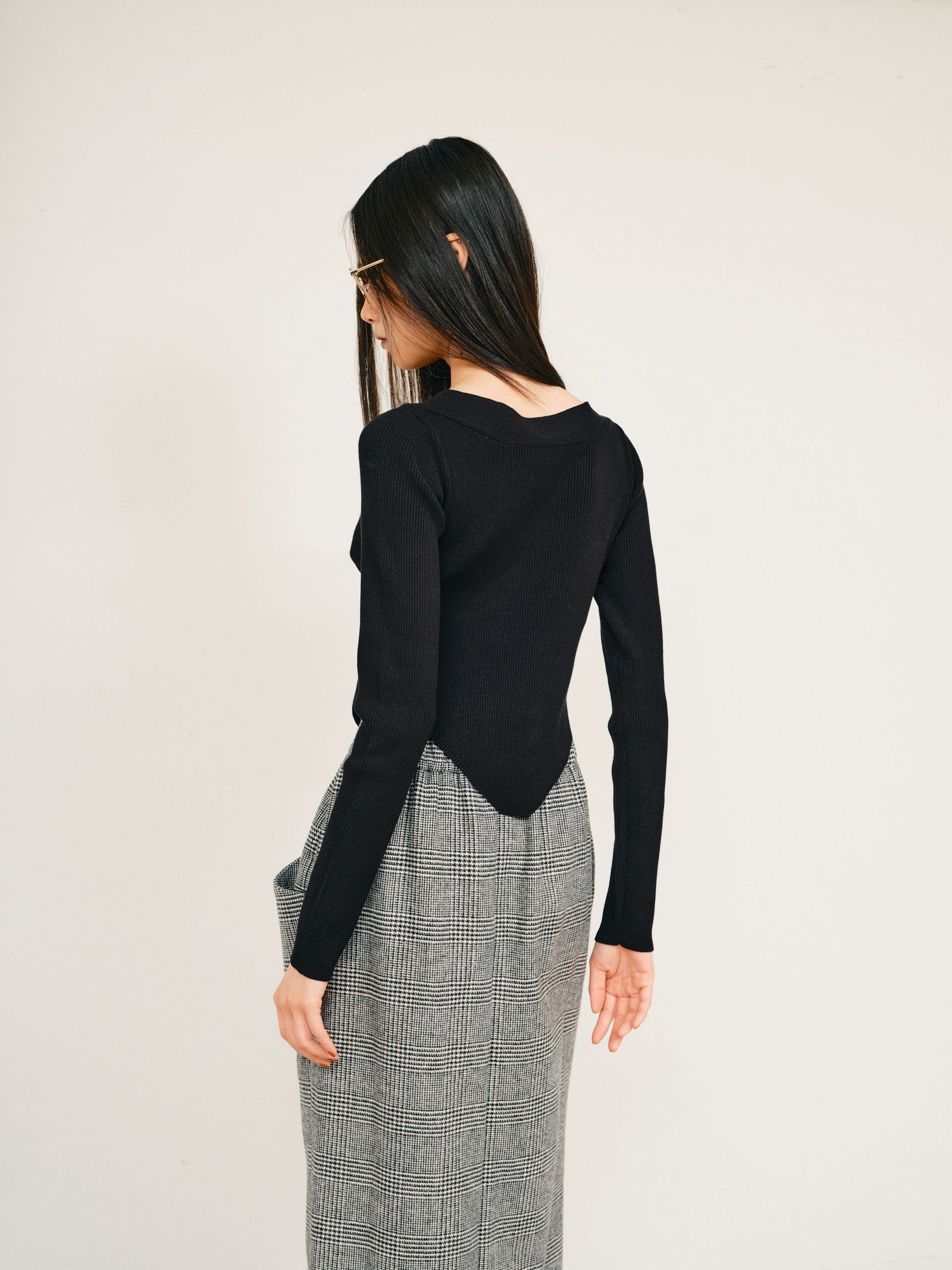 Bustier ribbed knit top / ビスチェリブニットトップス (ブラック) / 25AW
