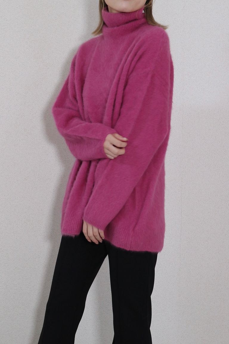 156cm 着用サイズ:フリー