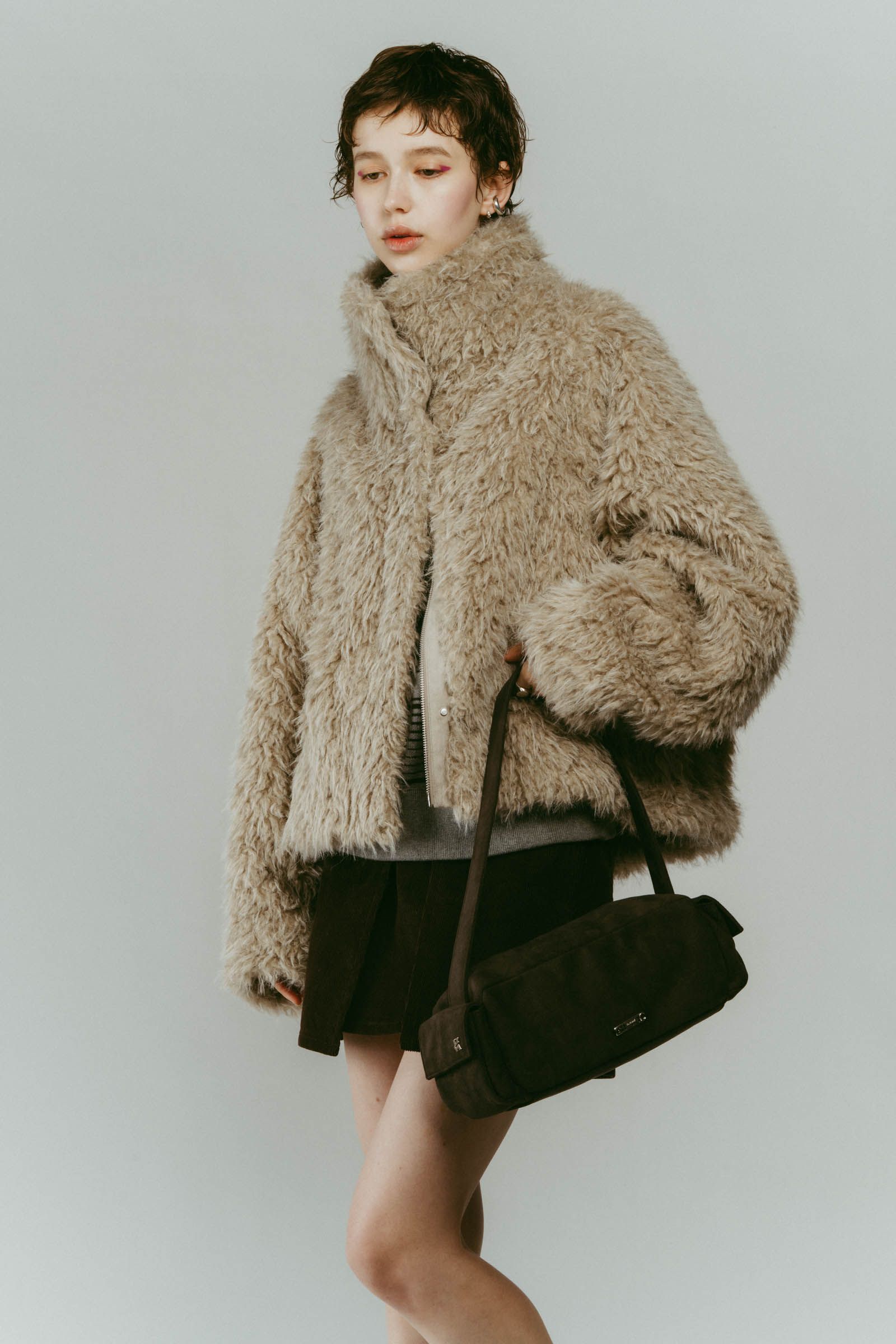 rectangle suede shoulder bag / レクタングル スエードショルダーバッグ (チャコール) / 25AW