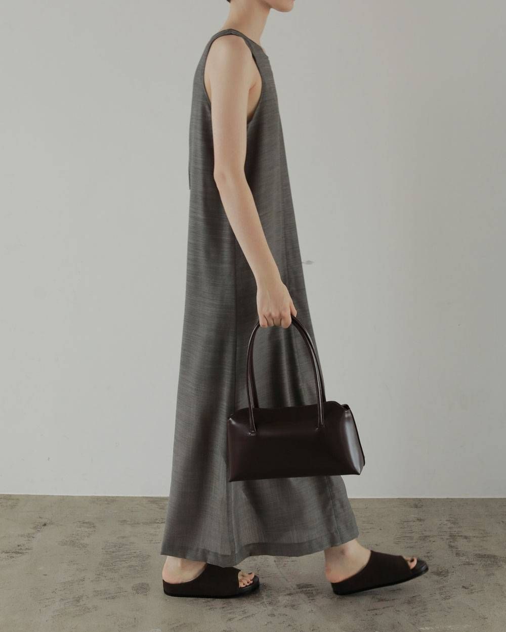 ウールシャンブレー ノースリーブワンピース (グレージュ) Woolchambray Sleeveless Onepiece (Graige) / 27SS