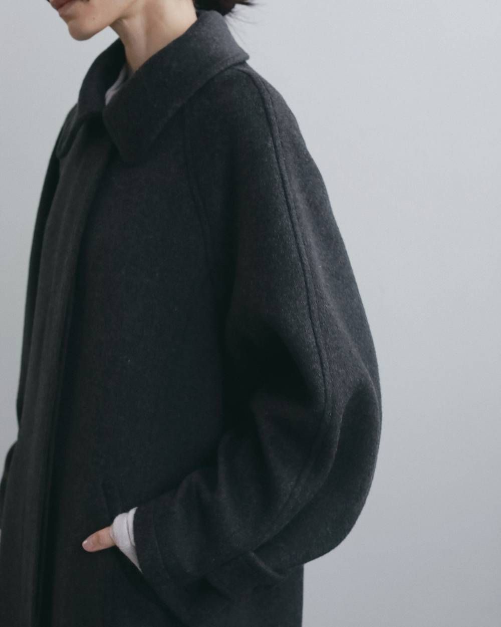 ステンカラーオーバーコート (チャコールグレー) Soutiencollar Over Coat (Charcoal gray) / 26AW 【6月29日まで期間限定予約】