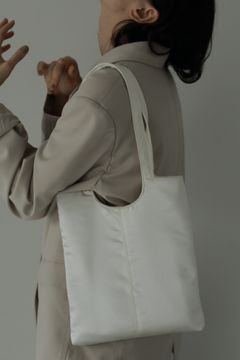 Satin Tote Bag / サテントートバッグ (アイボリー)