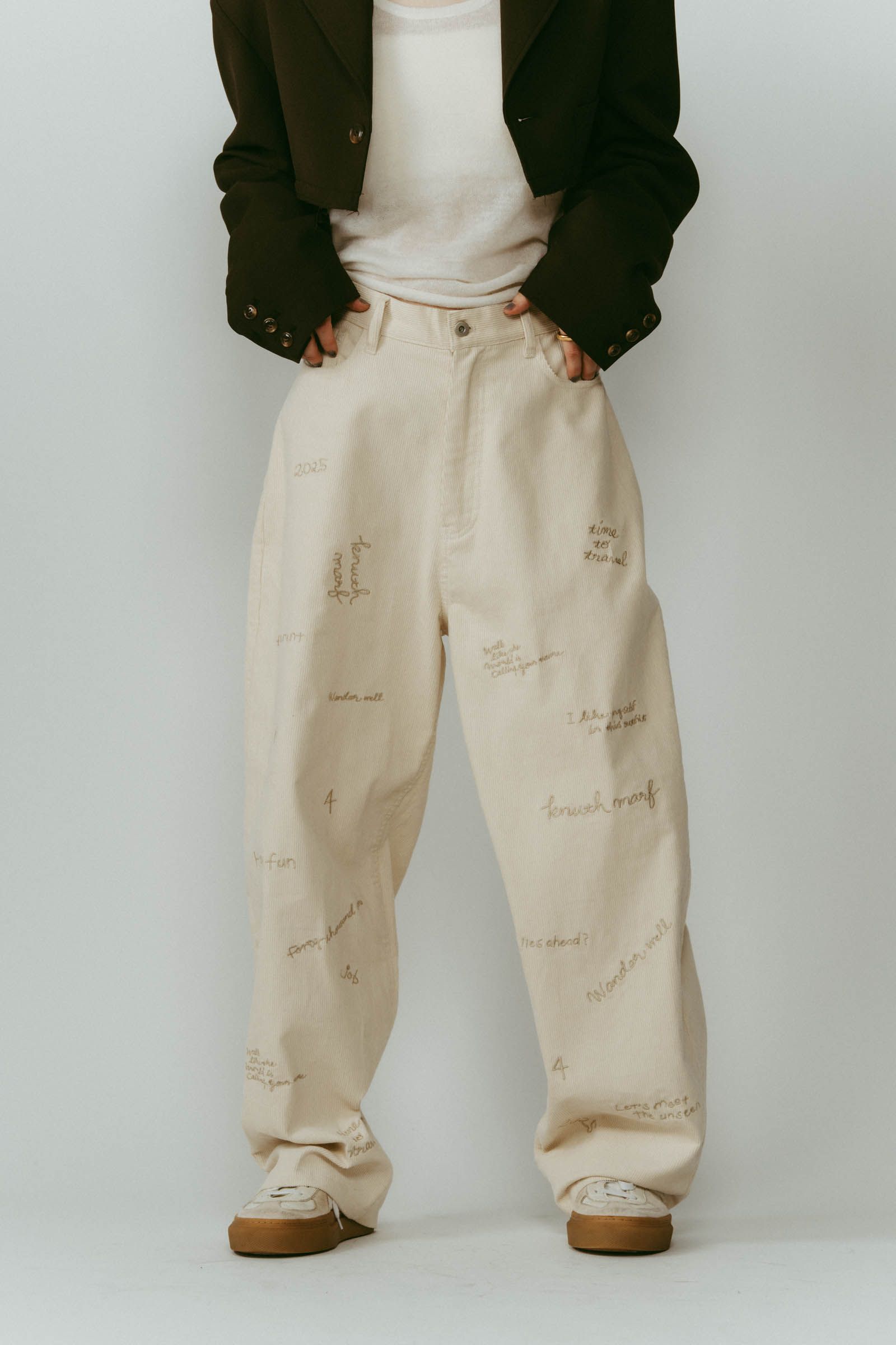 embroidered corduroy pants / レタリング刺繍 コーデュロイパンツ (アイボリー) / 25AW