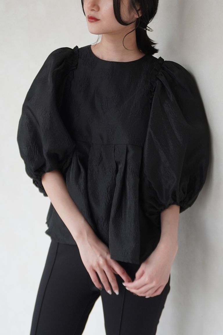 163cm 着用:フリー (自然光)