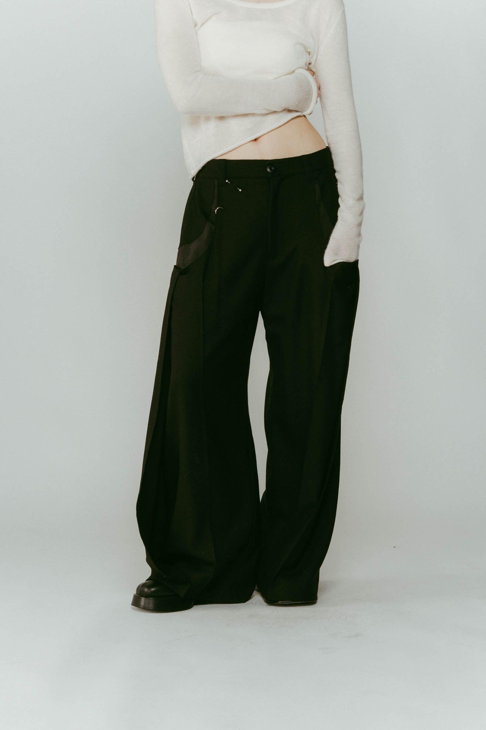 pierced drape pants(unisex) / ピアス ドレープ パンツ (ブラック) / 25AW