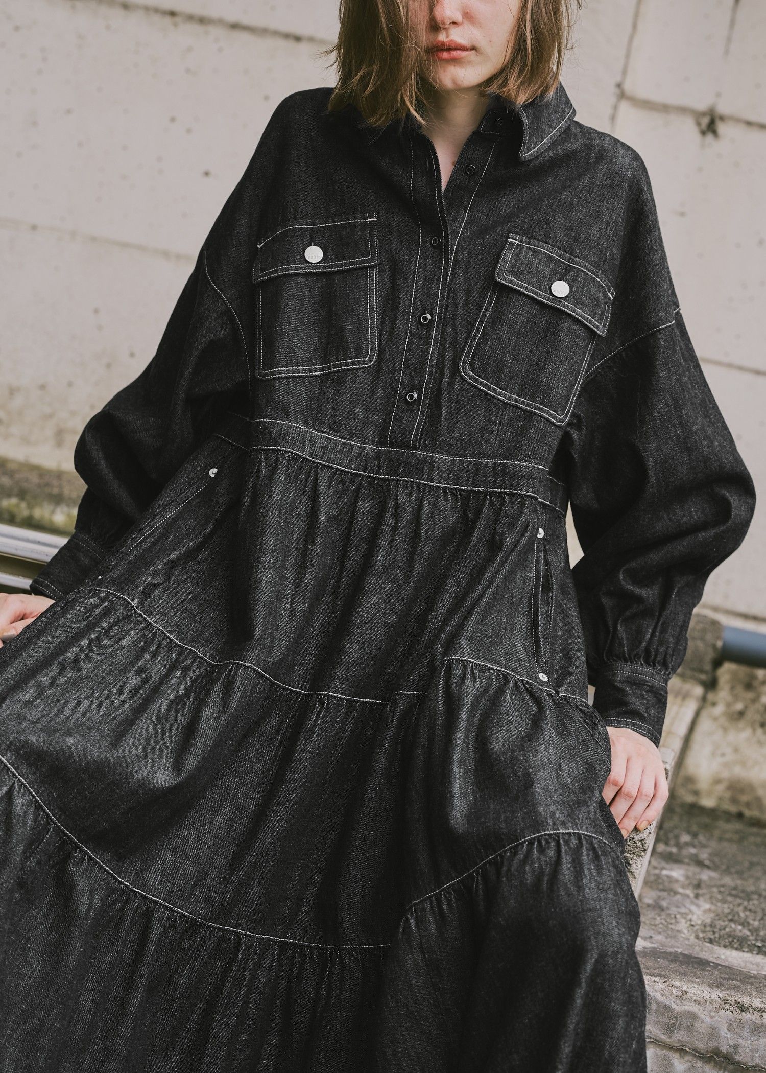 【Healthy DENIM × WILLFULLY】"Aphrodite" tiered denim shirt OP / ヘルシーデニムコラボ デニムシャツワンピース (ブラック) / 25AW /