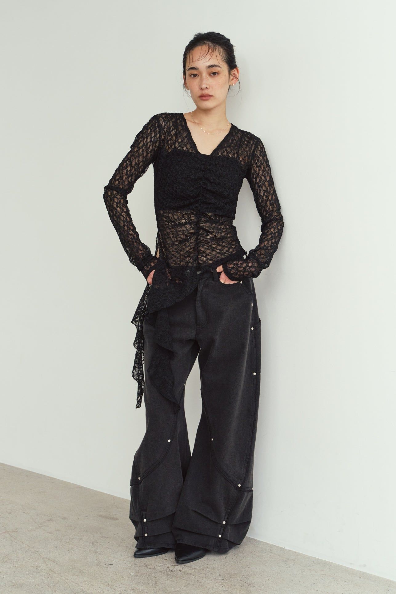 カーブ ユーティリティデニムパンツ (ブラック) curve utility denim pants(Black) (Blue) / 26AW