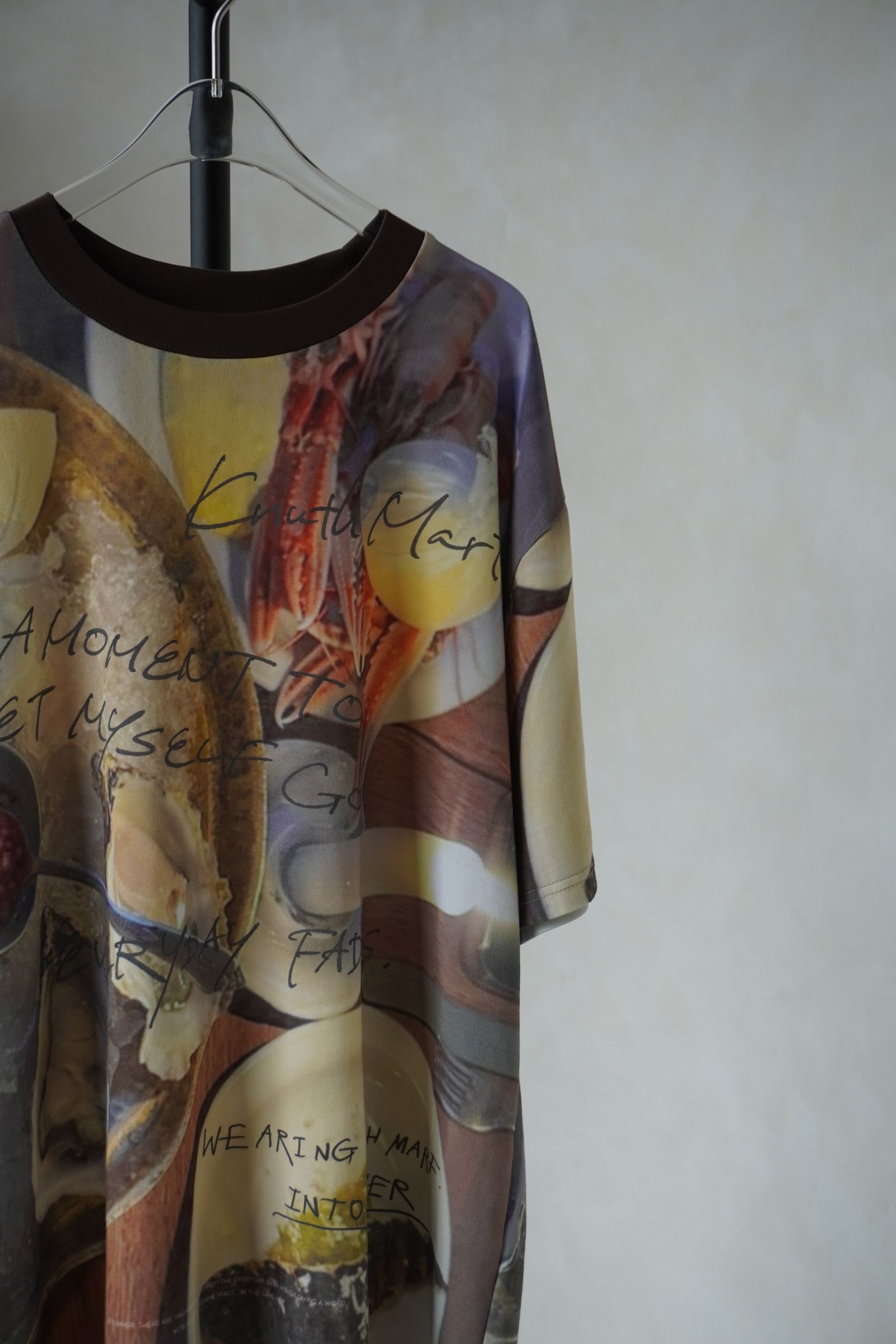 オイスターグラフィックTシャツ (オイスター) oyster graphic tee(unisex) (Oyster) /  26SS