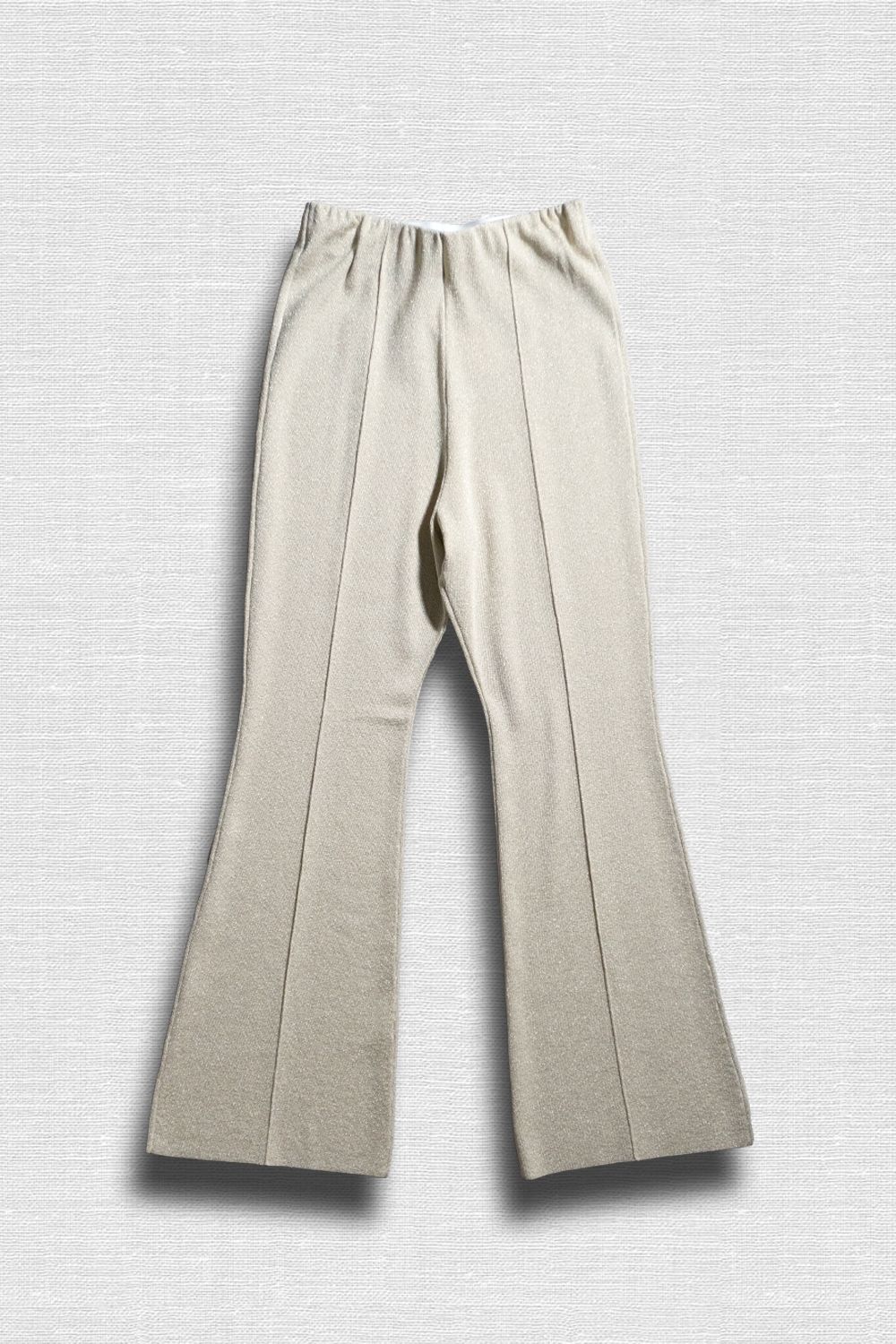 CENTER SEAM FLARE SILHOUETTE KNIT PANTS / センターシームフレアシルエットニットパンツ (ゴールド)