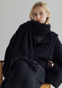 coarse knit cable fringe muffler / フリンジケーブルニットマフラー (ブラック) / 25AW