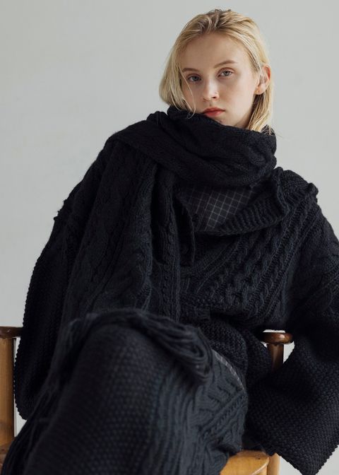 coarse knit cable fringe muffler / フリンジケーブルニットマフラー (ブラック) / 25AW