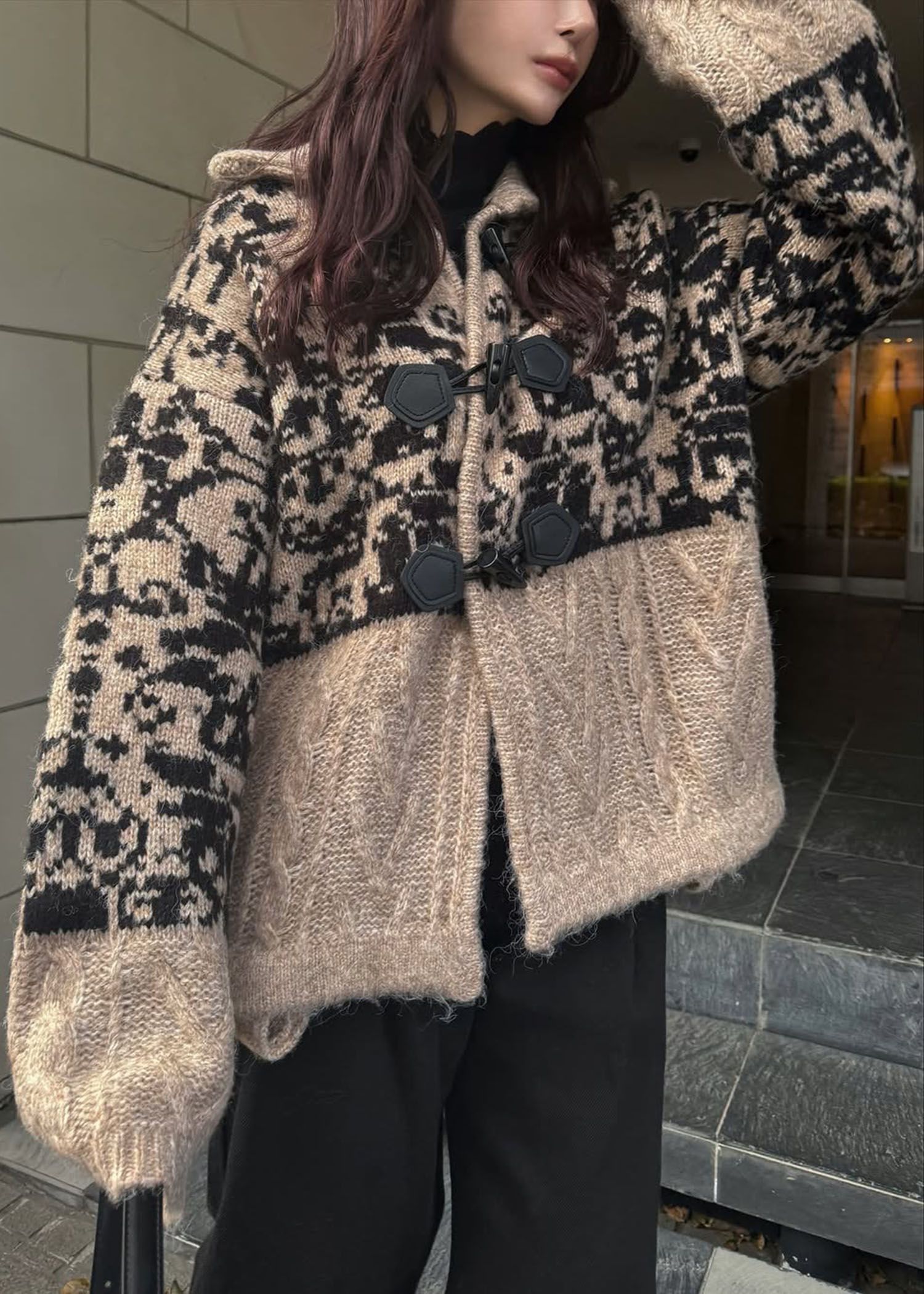 jacquard & cable placement toggle knit / ジャガード ケーブルトグルニット (タン) / 25AW /