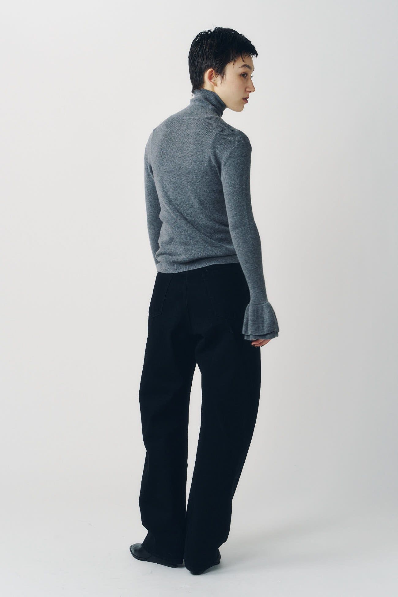 フリルハイネックニット (グレー) frill high neck knit (Gray) / 26AW