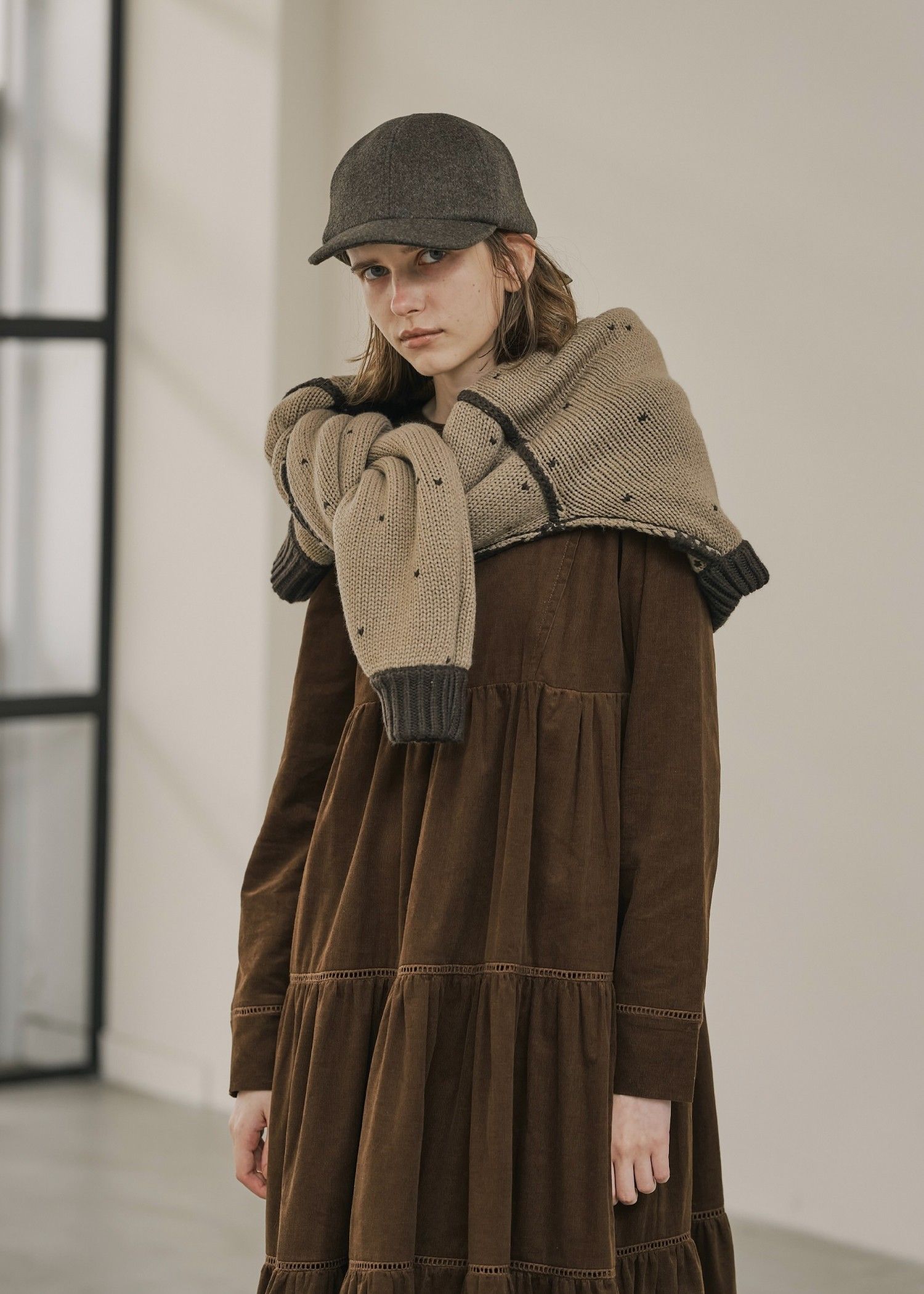 heart dot jacquard reversible cropped knit cardigan / ハートドット ジャガード リバーシブルクロップドカーディガン (ブラウン×モカ) / 25AW