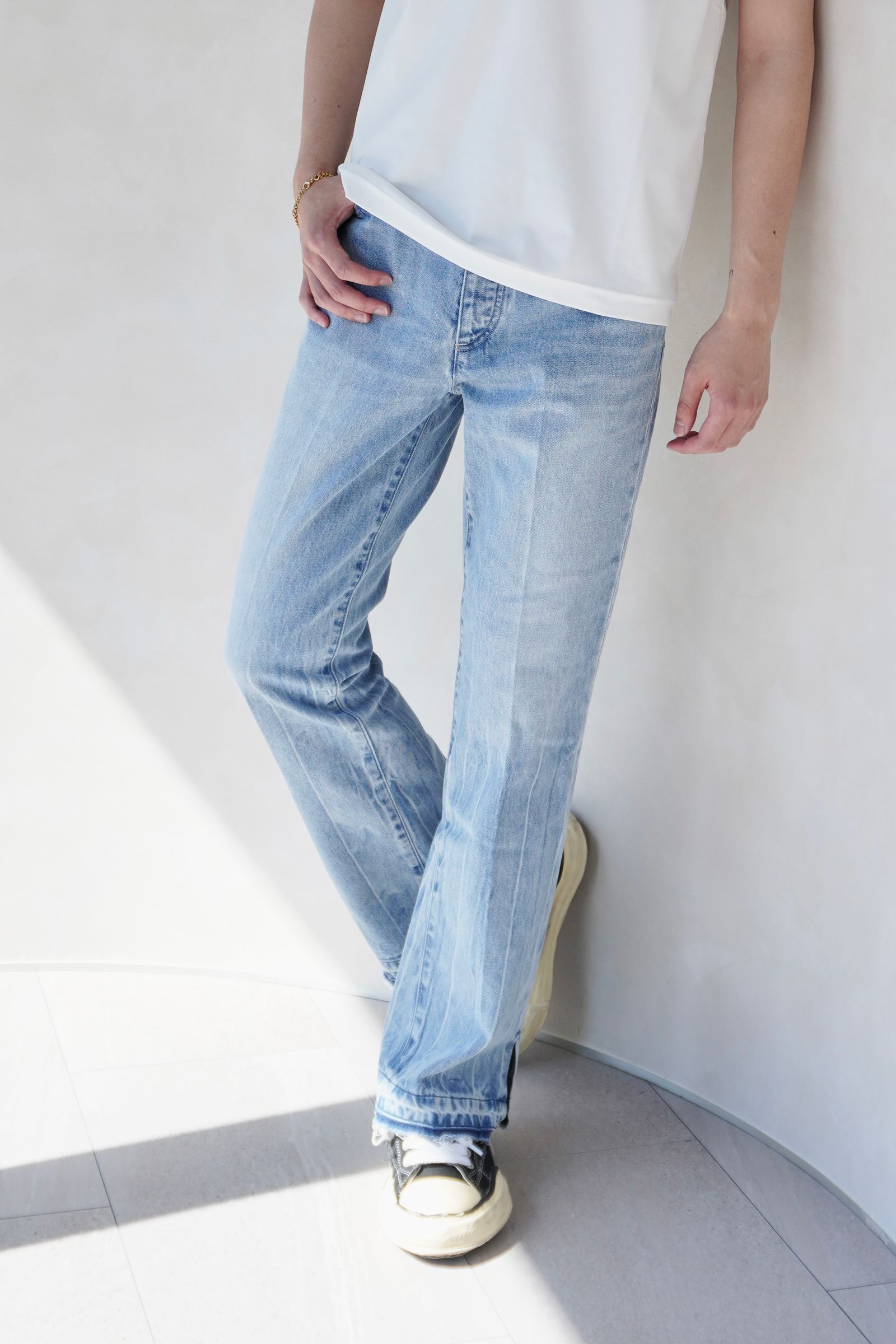 THE BOOTS JEAN TROUSERS / ブーツデニムトラウザー / メンズ (ブリーチブルー)