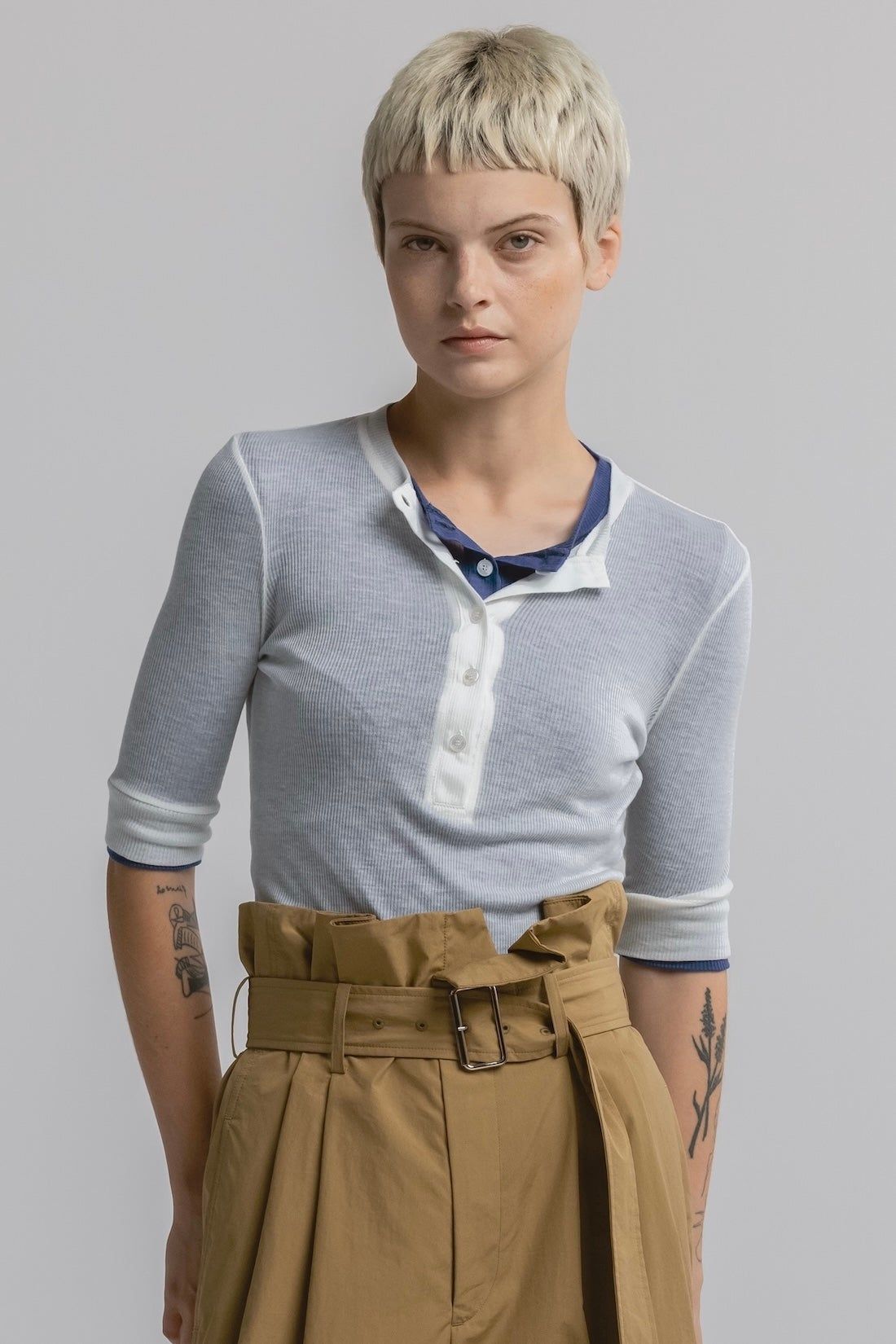 ヘンリートップス (ホワイト) TENCEL CASHMERE HENLEY TOP (White) / 26SS