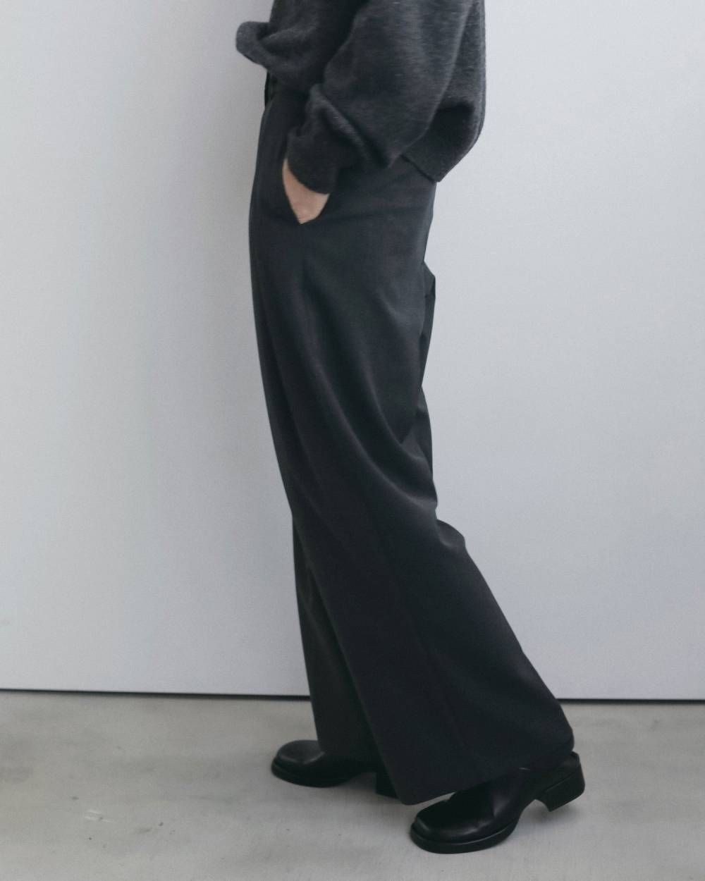 ラックワイドパンツ (チャコールグレー) Tuck Wide Pants (Charcoal gray) / 26AW 【6月29日まで期間限定予約】