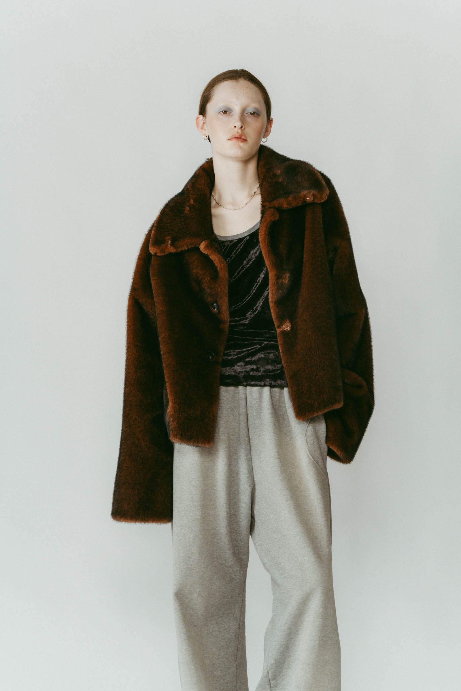 point collar fur coat / ポイントカラー ファーコートジャケット (ブラウン) / 25AW