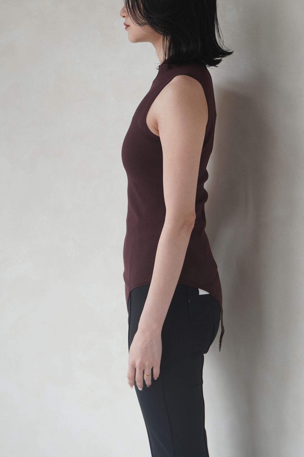 MOCKNECK KNIT BODYSUIT / モックネックニットボディスーツ (ブラウン)