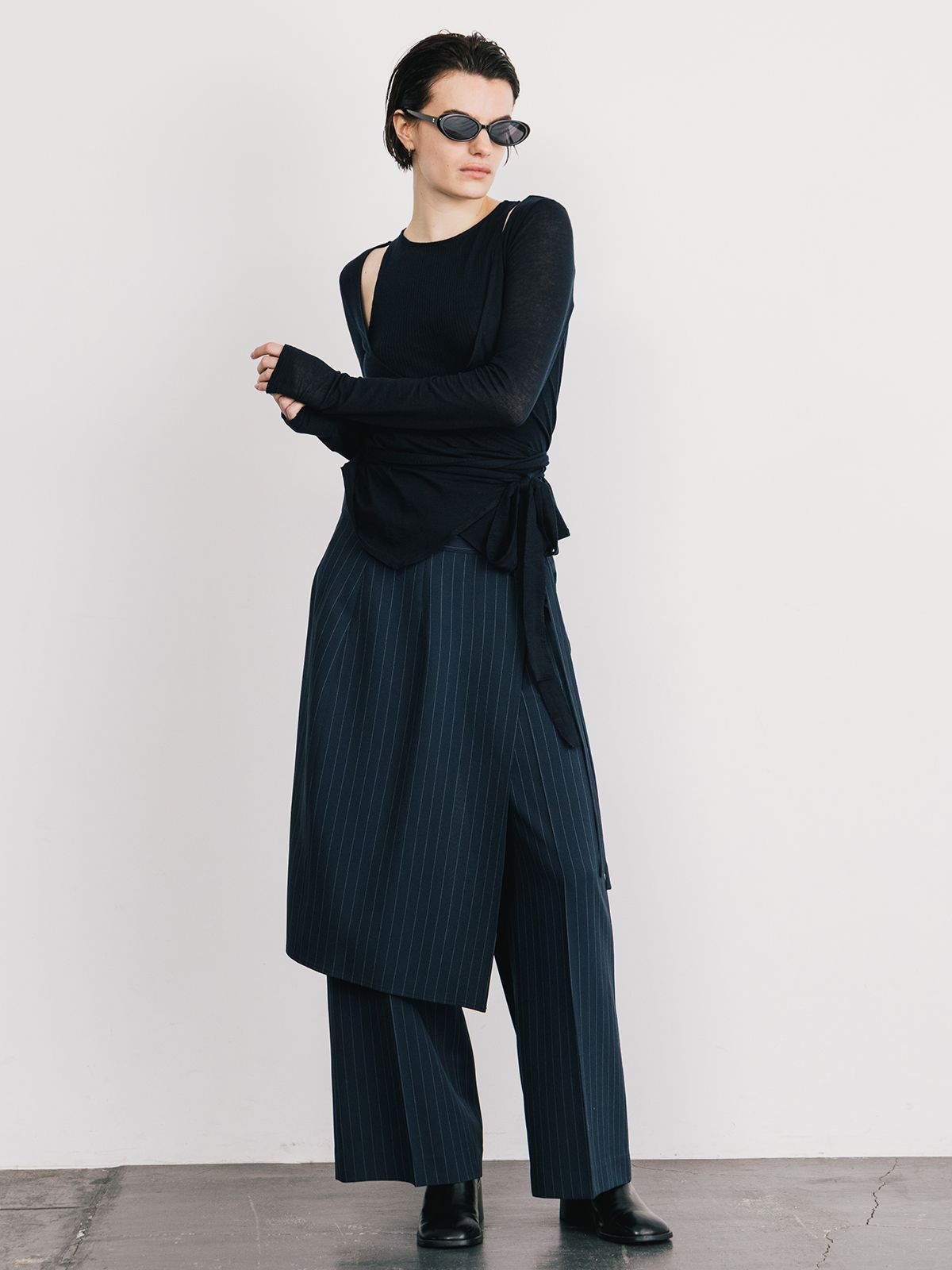 【25SS】SLK SHEER CACHECOEUR CAMI SET / シアー カシュクール セットトップス (ネイビー)