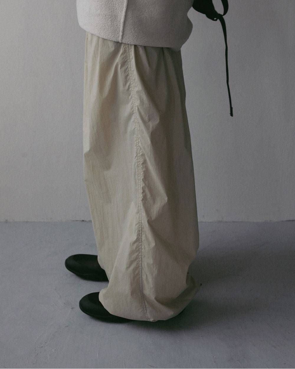 シアー ナイロンパンツ (オートミール) Sheer Nylon Pants (Oatmeal) / 27SS