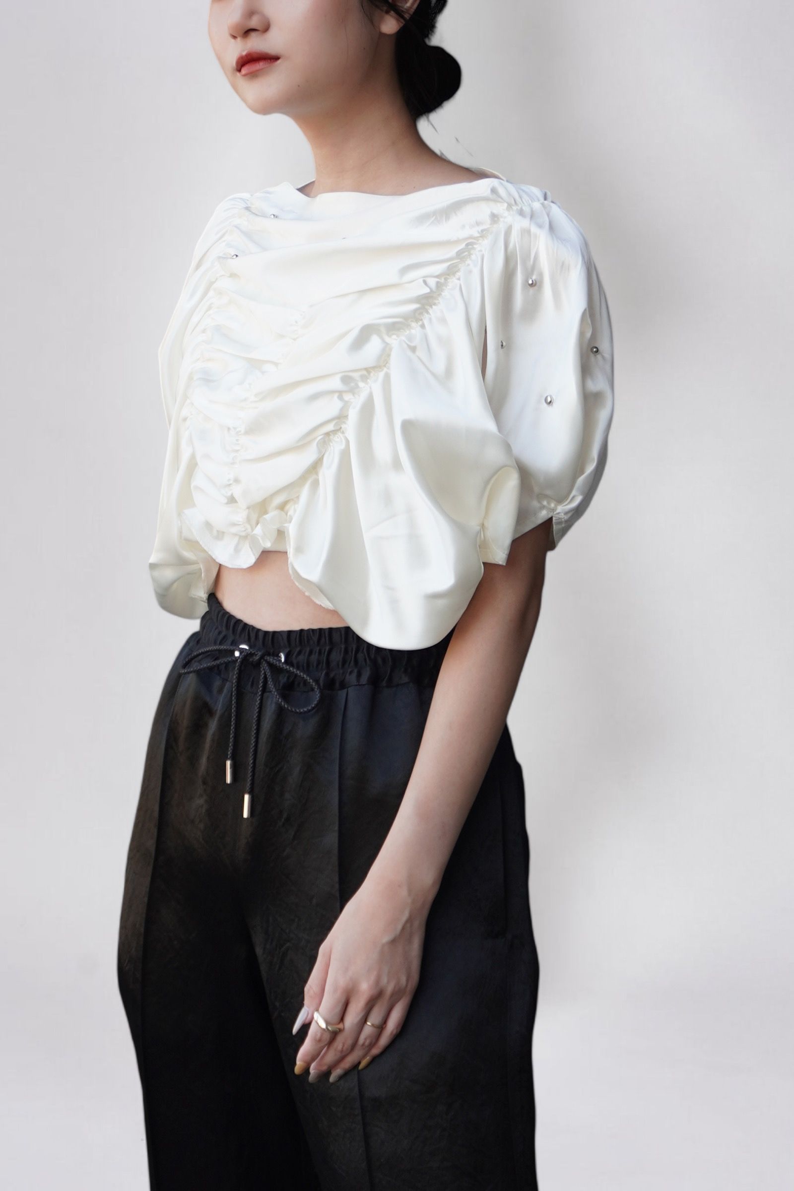 OPOC SHIRRING TOP / シャーリングトップス (ホワイト) / レディース