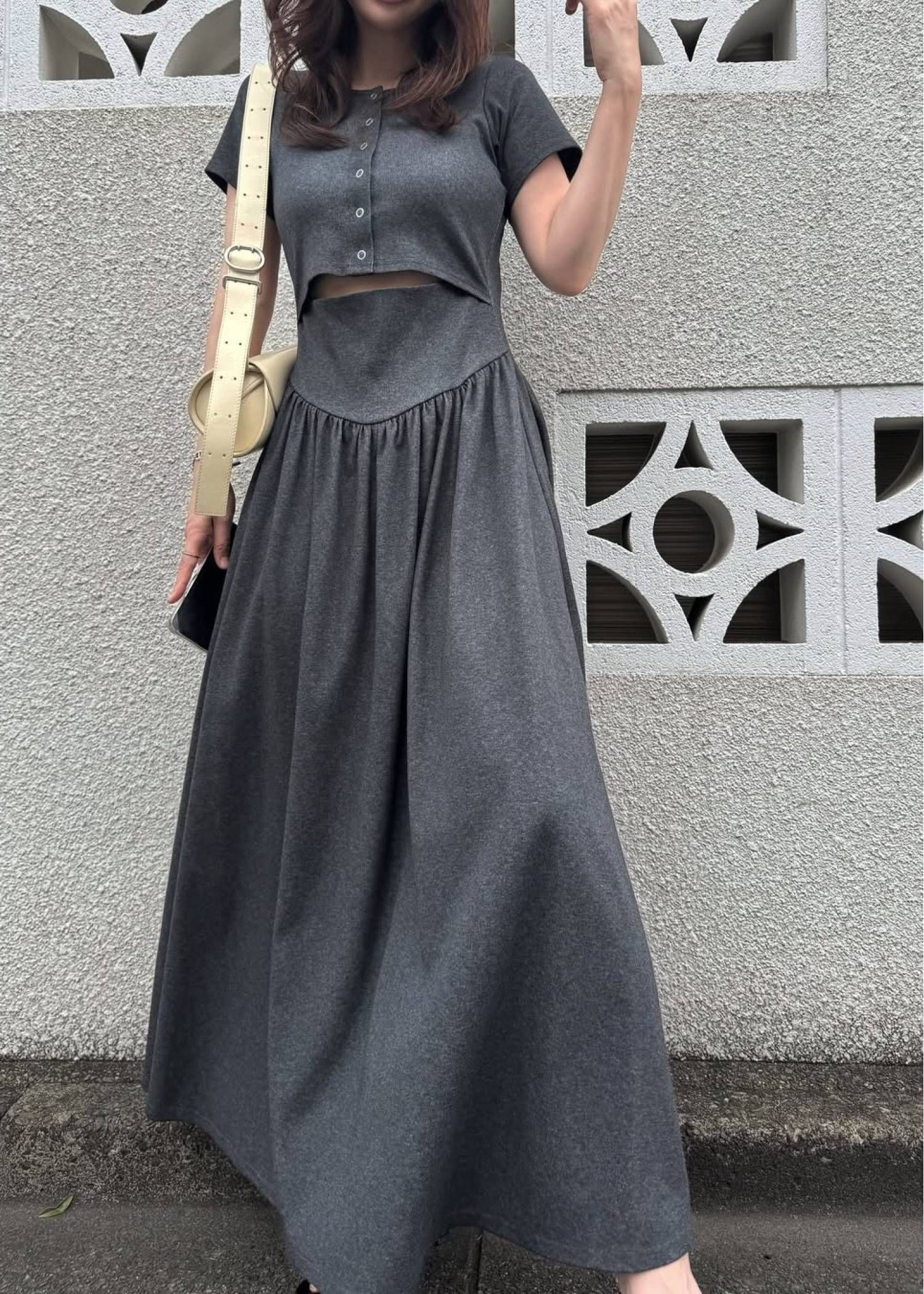 ヘルシーカット ワンピース (チャコール) healthy cut out waist snap button OP (charcoal) /  26SS