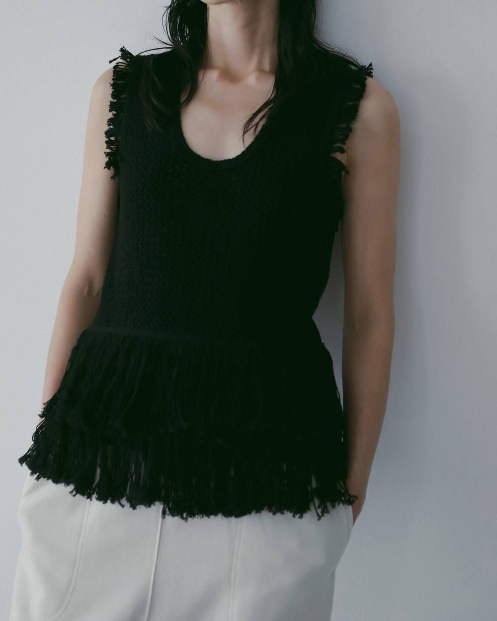 フリンジ ニットタンクトップ (ブラック) Fringe Knit Tanktop (Black) / 26SS