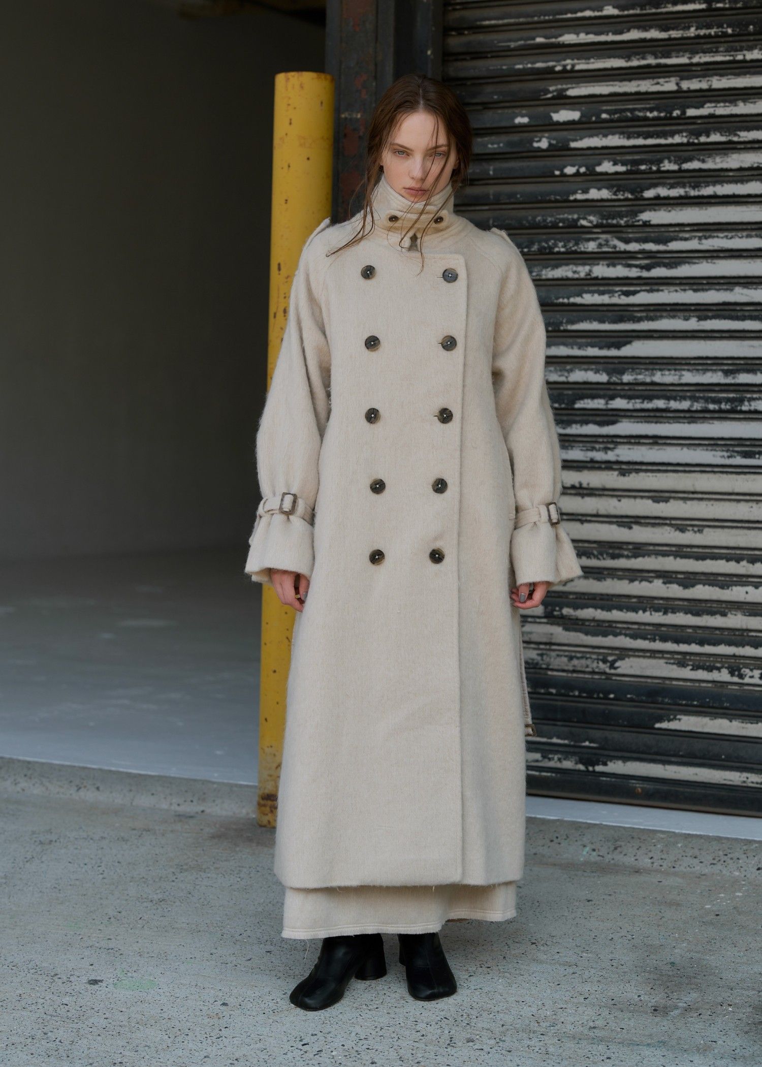 shaggy volume sleeve trench long coat / シャギー トレンチコート (ミルクティー) / 25AW /