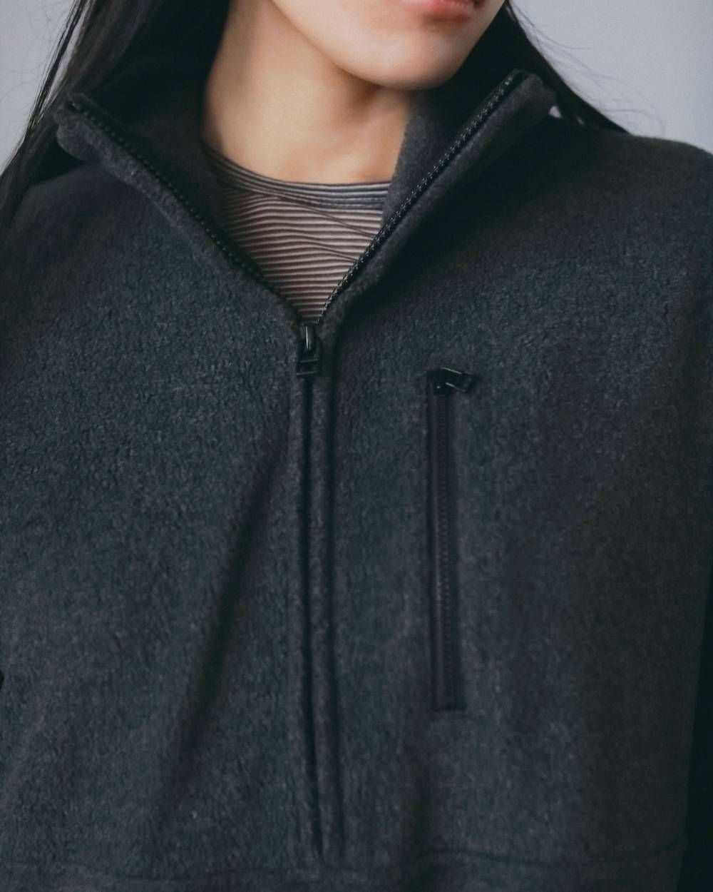 フリースハーフジップ コンビネゾン (チャコールグレー) Fleece Halfzip Combinaison (Charcoal gray) / 26AW 【6月29日まで期間限定予約】