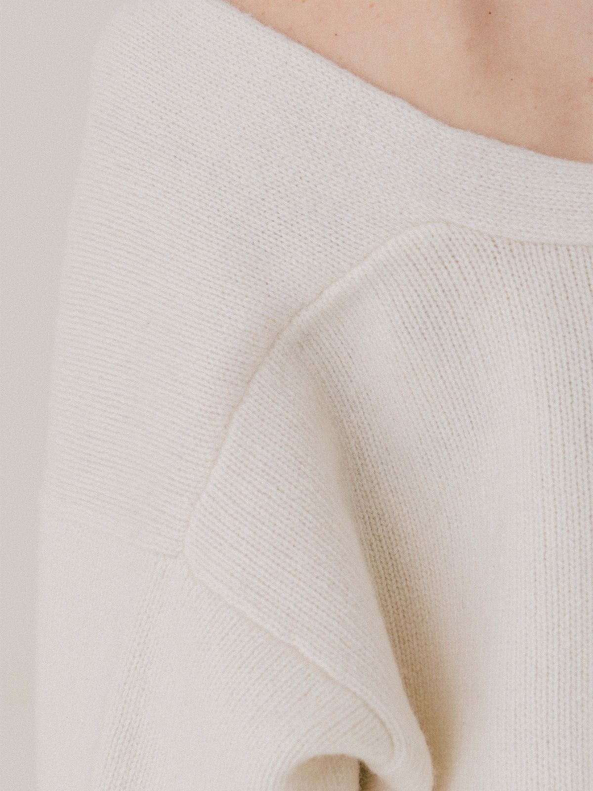 【25AW】HAMILTON V NECK KNIT / ハミルトン Vネックニット (アイボリー)