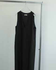 Cutoff Vneck Onepiece / カットオフ Vネックワンピース (ブラック)