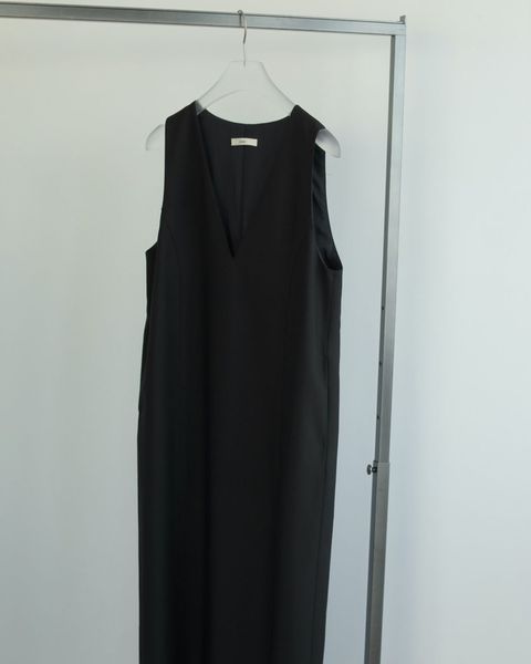Cutoff Vneck Onepiece / カットオフ Vネックワンピース (ブラック)